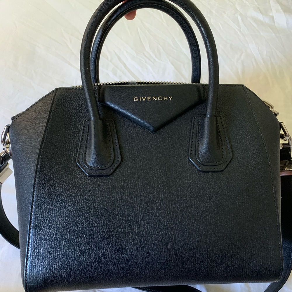Givenchy Antigona Small
